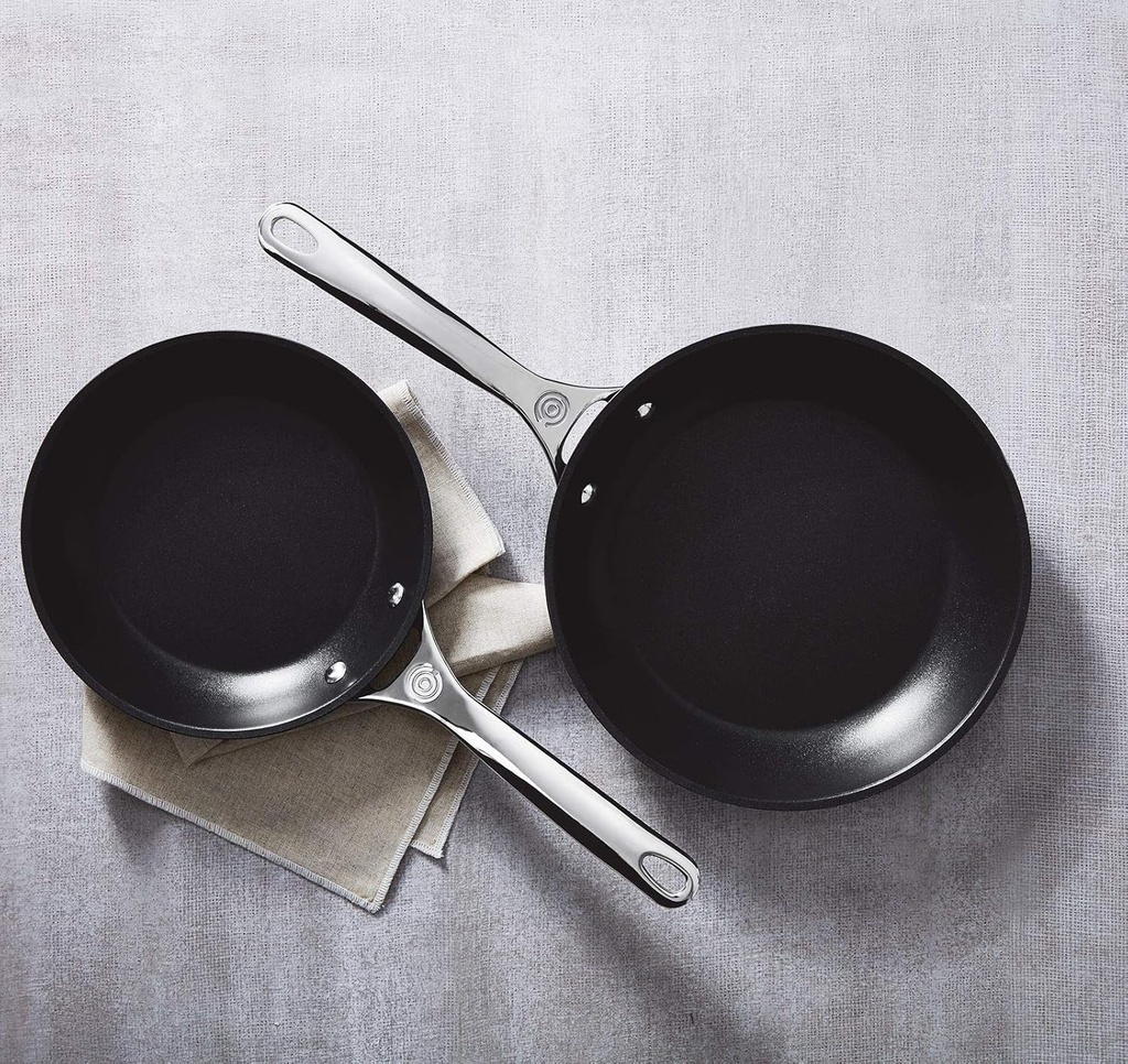 le-creuset-8-piece-multi-purpose-enameled-cast-iron-with-ss-knobs-stoneware-and-toughened-nonstick-pro-fry-pan-complete-cookware-set-marseille-05-b1d2e8b41dced58188f171c2858b05c5.jpg