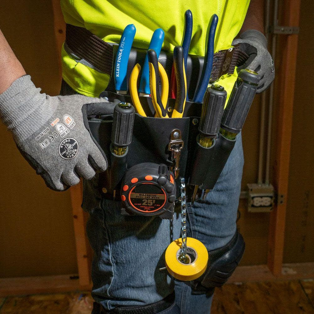 klein-tools-8-pocket-tool-pouch-04-efb1bc15544e32f1708cbe810181410a.jpg
