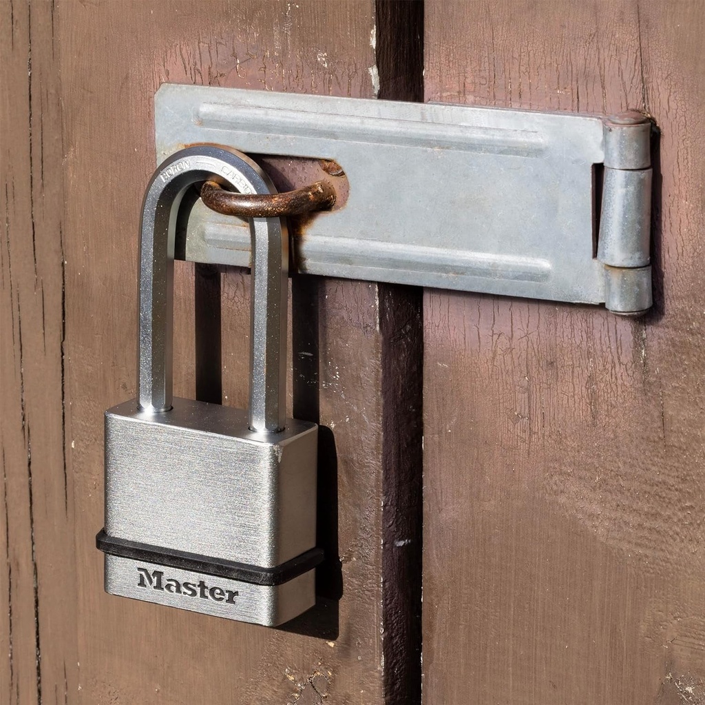 master-lock-m530xqlh-magnum-solid-steel-keyed-alike-padlocks-1-3-4-in-wide-4-pack-keyed-alike-06-56010e714d7aa648f2caf20602beca92.jpg
