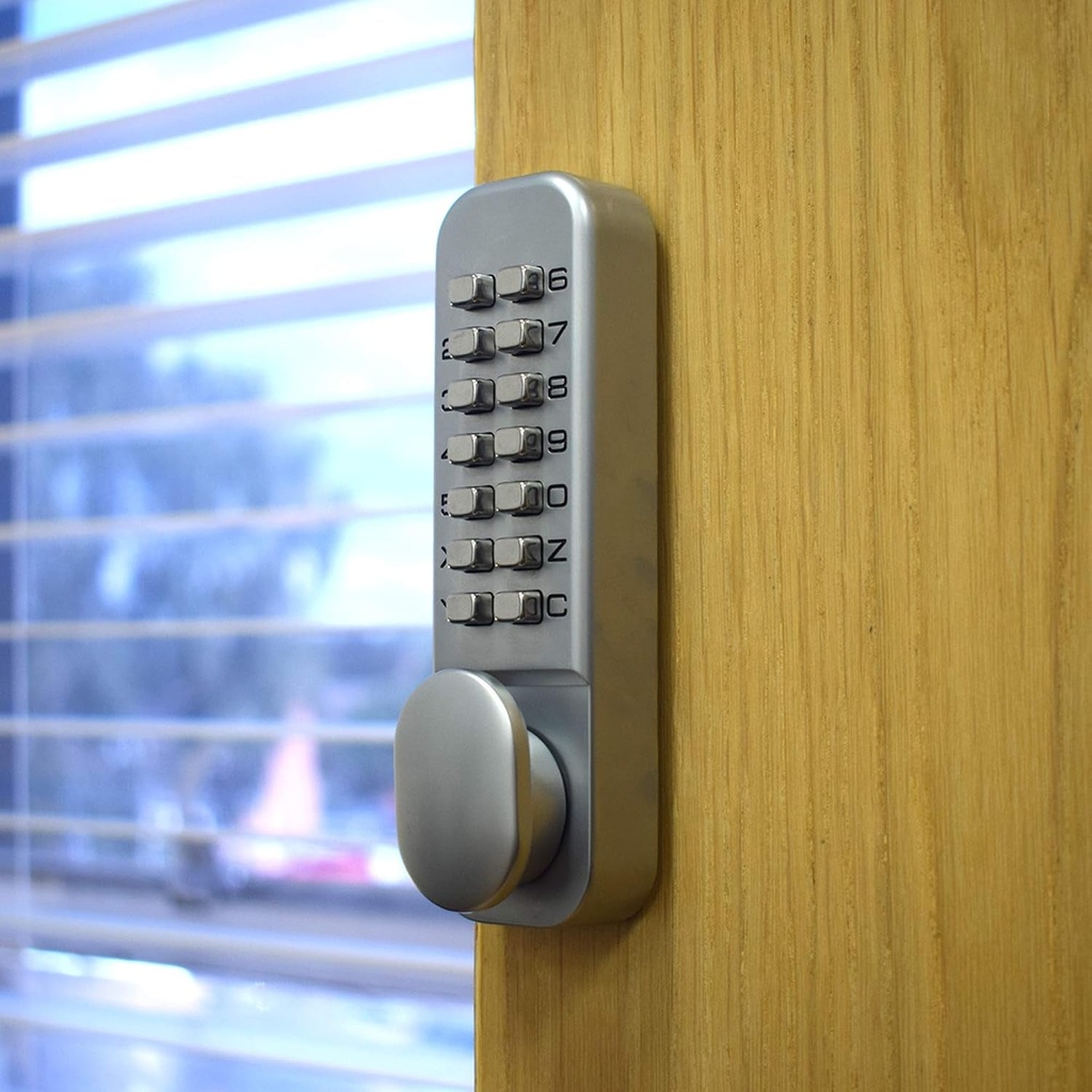 yale-push-button-door-lock-chrome-finish-hold-open-function-for-commercial-buildings-or-private-home-use-indoor-use-only-05-6400b80788d4351bf8608be644d24842.jpg