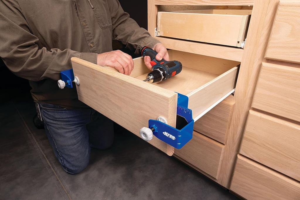 kreg-kcs-dfmt-kreg-drawer-front-mounting-tool-08-53e9214c4cd0f54161b6e942e7716fce.jpg