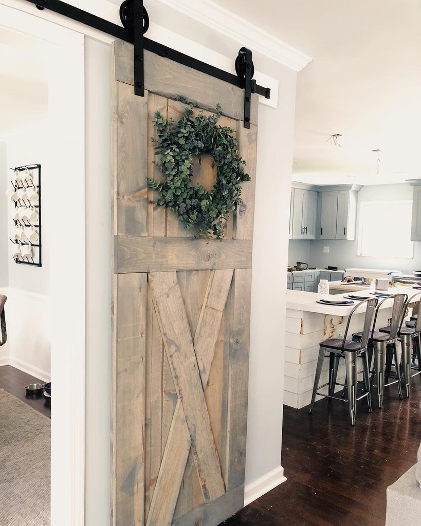 national-hardware-n186-968-decorative-interior-sliding-barn-door-hardware-spoke-wheel-in-72-oil-rubbed-bronze-03-ad3e600abd37508c67fb062973953f88.jpg