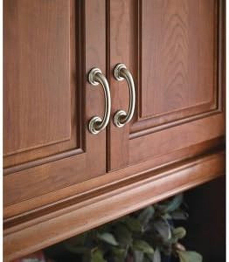 moen-yb5407ch-kingsley-cabinet-or-drawer-pull-on-3-inch-centers-chrome-04-72b672d286fd5f0514be58501b5c5dfc.jpg
