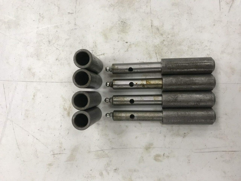 4-weld-on-barrel-gate-hinges-4-1-2-heavy-duty-weld-on-weldable-hinge-greasable-02-d30a3e96b6d8a439c7dbdb3aa5ef7f77.jpg