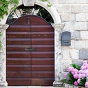 6-7-flip-gate-latch-lock-with-padlock-hole-3-5mm-heavy-duty-aluminum-alloy-door-latch-adjustable-door-latch-for-sliding-swing-open-door-double-gate-outdoor-gate-wooden-fence-barn-door-garage-06-14ce7f92c6534c3ad69d54eebb9162f7.jpg