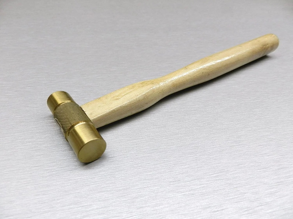 4oz-brass-hammer-flat-face-head-solid-brass-metalsmith-hobby-and-craft-soft-hammer-by-jts-02-a121fd0f7439ccc3424d300153047884.jpg