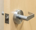 master-lock-slchpg26d-heavy-duty-lever-style-grade-2-commercial-passage-door-lock-brushed-chrome-chrome-02-4f53ac3b6126961b44121070189b8805.jpg