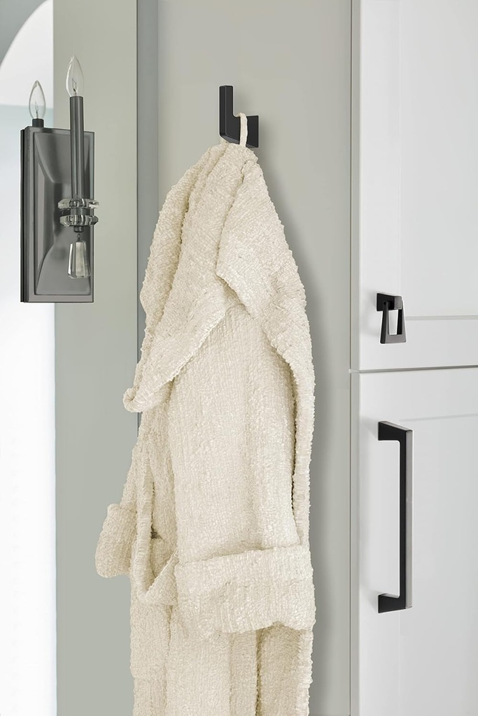 amerock-bh36000mb-matte-black-single-robe-hook-3-9-16-in-90-mm-length-towel-holder-blackrock-towel-hook-for-bathroom-bathroom-hardware-bath-accessories-02-c3fa6f7f7fa9dd9d4da43369f83a366a.jpg