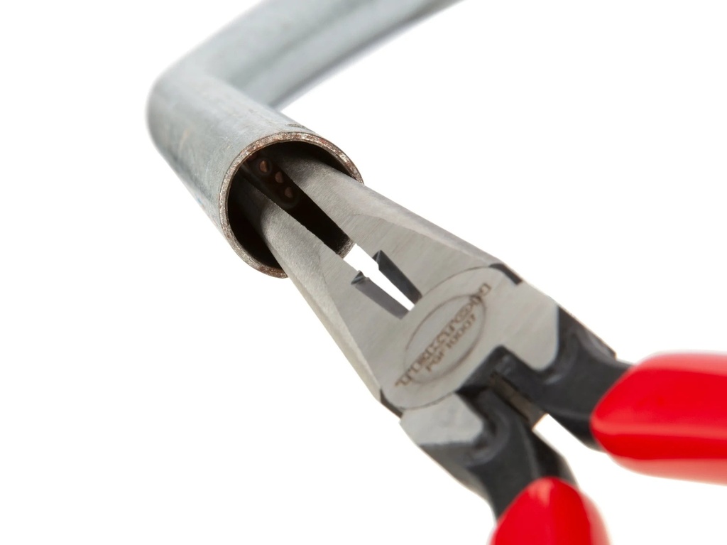 tekton-7-inch-long-nose-pliers-pgf10007-03-29bc14169e80f3409da98a0e3487c37e.jpg