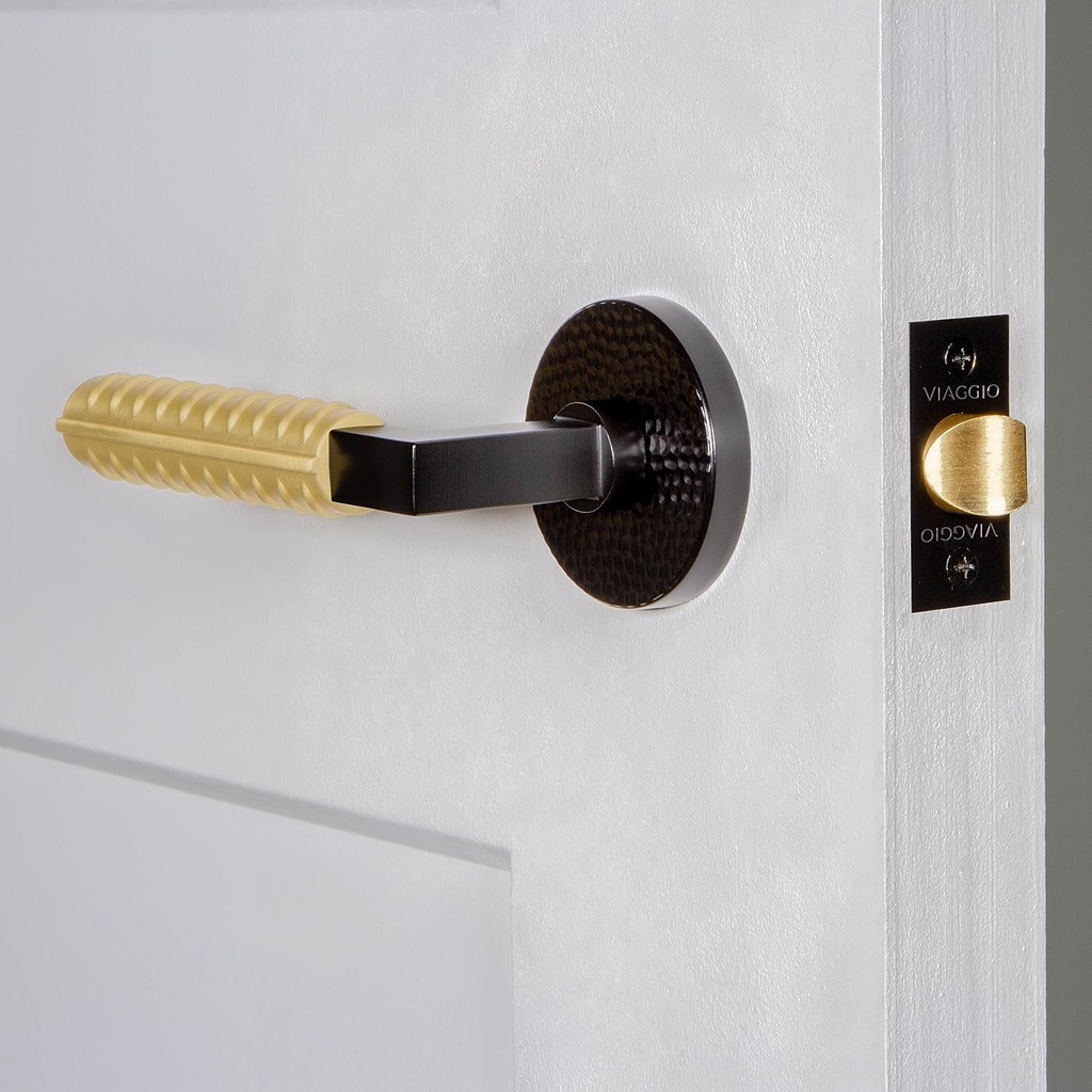 viaggio-circolo-hammered-rosette-satin-black-privacy-with-satin-brass-contempo-rebar-lever-02-7f568579054a6a11a8dfa310a1130044.jpg