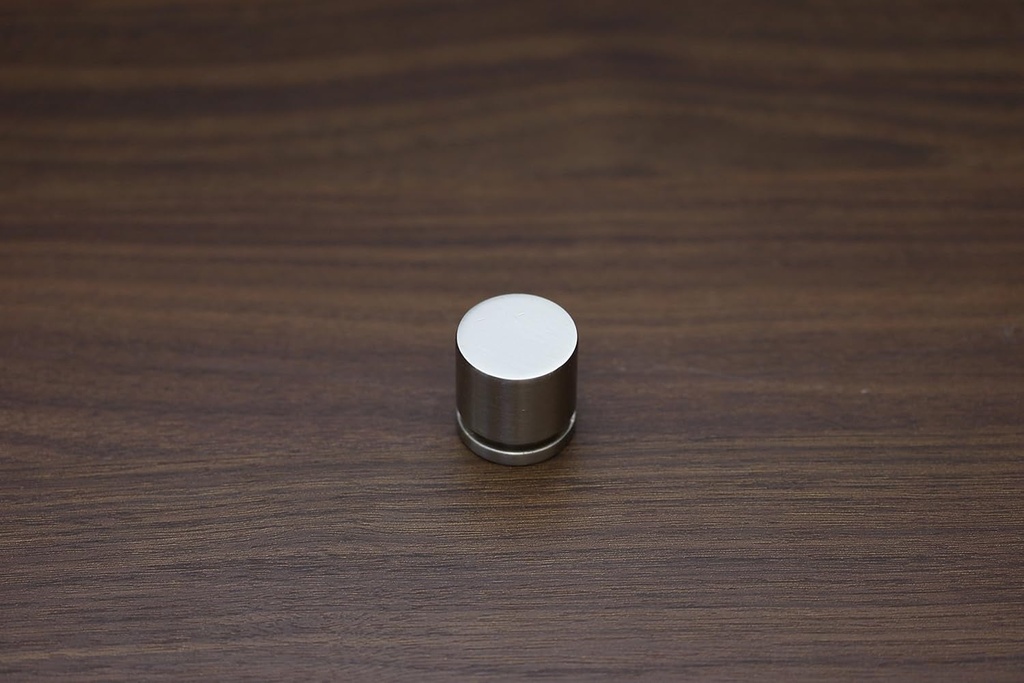 10-pack-hamilton-bowes-1-round-cabinet-knob-satin-nickel-03-7897a520cbd73e2e39da42f5fba2b805.jpg