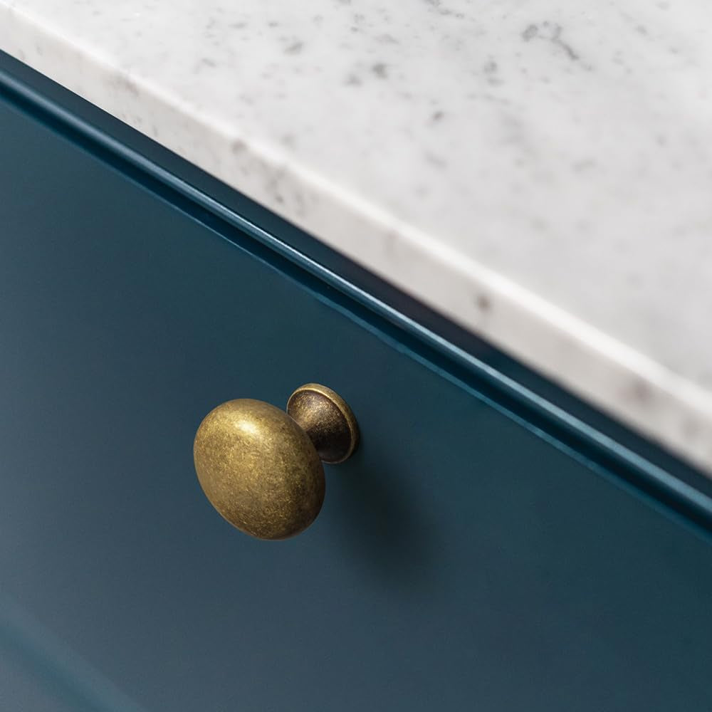 goo-ki-vintage-retro-antique-brass-zinc-alloy-cabinet-large-knob-single-hole-center-affordable-luxury-cabinet-pull-hardware-for-bedroom-kitchen-6-pack-04-9e7da496f0aaeac851895e3b502c7768.jpg