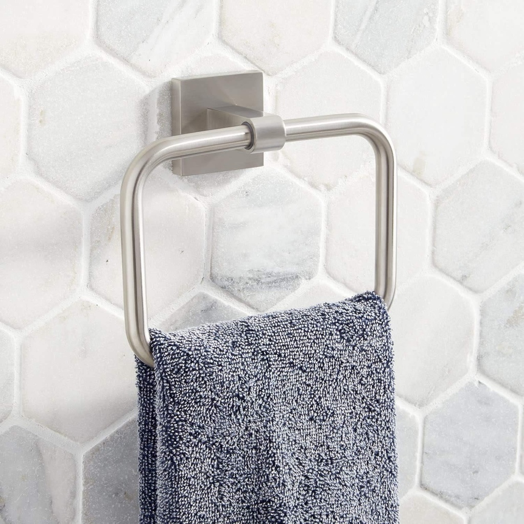 447193-hibiscus-bathroom-hardware-set-with-24-towel-bar-towel-ring-toilet-paper-holder-and-robe-hook-02-c71afed506991509f91ae3ce36614c54.jpg