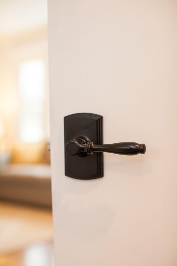 delaney-hardware-360104-sorado-entrance-lever-in-matte-black-finish-entrance-handle-set-matte-black-entrance-french-door-handle-black-interior-and-exterior-door-handle-500t-so-bl-entrance-06-4f609d0b1268e1e4e446f01fe6ee8ac3.jpg