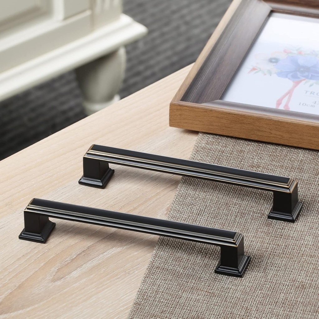 10-pack-gold-and-black-cabinet-handles-7-1-2-inch-hole-centers-black-cabinet-pulls-with-gold-hightlight-gold-kitchen-cabinet-handles-black-and-gold-cabinet-pulls-07-2b655a4537021381c860a1f870ae5b97.jpg