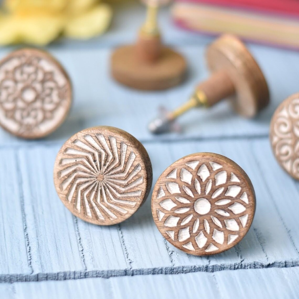 indian-shelf-18-pack-boho-knobs-wood-knobs-for-cabinets-and-drawers-natural-wooden-dresser-knobs-boho-wooden-knobs-unique-wood-drawer-pulls-boho-drawer-knobs-and-pulls-cabinet-door-handles-02-cd59009a46c248b56b161afa9aff9e2e_f626668e-0dd6-494f-bc04-a834ceebdf7f.jpg