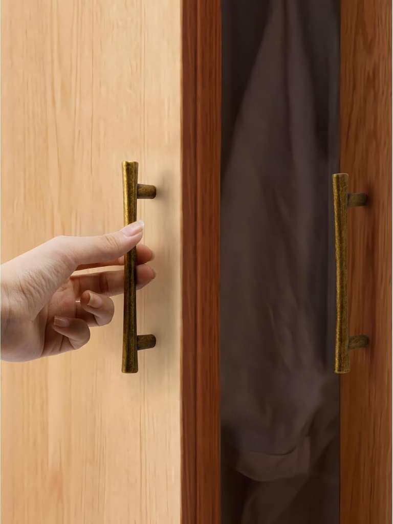 antique-brass-cabinet-handles-3-78-hole-center-vintage-cabinet-pulls-retro-drawer-dresser-cupboard-wardrobe-furniture-hardware-for-kitchen-bathroom-and-bedroom-solid-zinc-alloy-10-pack-07-e2e8ef5e1bc9f45ae9bf7ebc4aeda923.jpg