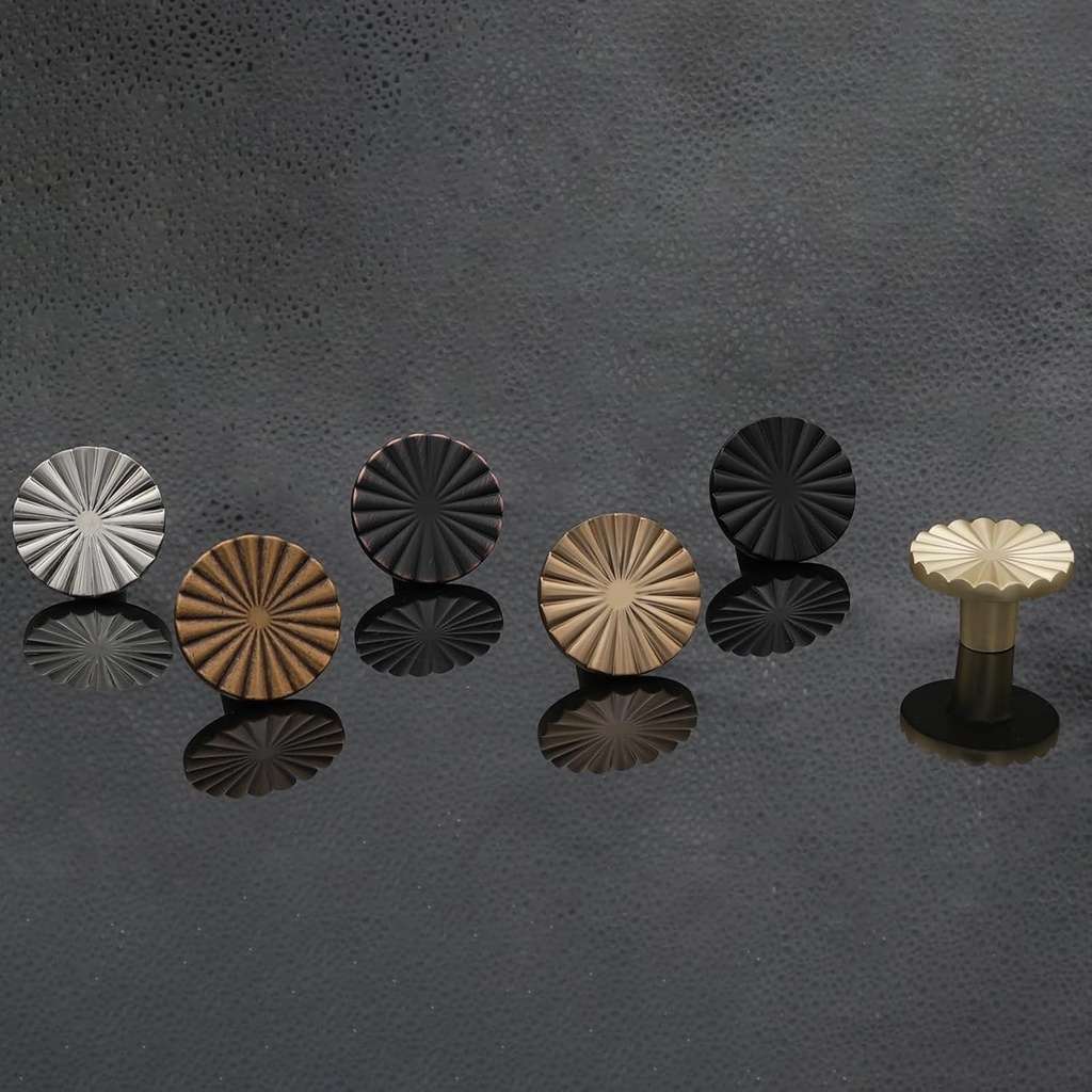 10-pack-kitchen-cabinet-handles-antique-brass-cabinet-knobs-vintage-drawer-knobs-kitchen-hardware-06-8af2e8f3f7e46c563b9161fc8a23d4b4.jpg