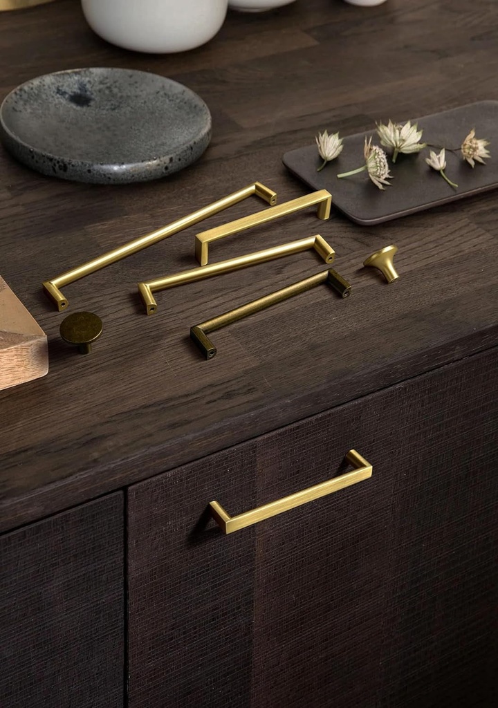 goo-ki-5-inch-128mm-retro-zinc-alloy-cabinet-handles-antique-brass-cabinet-pulls-for-dresser-wardrobe-cupboard-antique-brass-kitchen-hardware-6-pack-03-c635399ea419fa4b75c754fce0e93adb.jpg