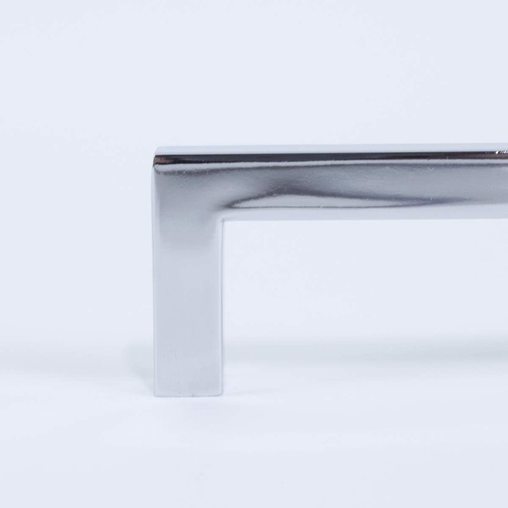 25-pack-century-kai-square-bar-cabinet-pull-zinc-modern-hardware-for-kitchen-and-bathroom-cabinets-cupboards-6-5-16-inch-160mm-center-to-center-24639-26-25-polished-chrome-04-bbcb7fb2655768822c221450dce6e335.jpg