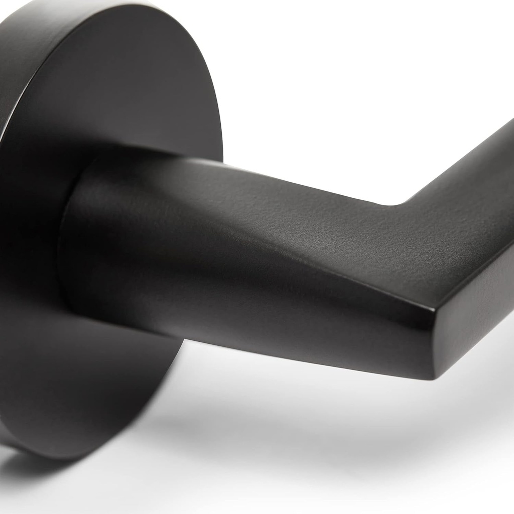 toronto-model-solid-brass-lever-hallway-closet-passage-door-handle-matte-black-05-8d3db65f6b8418269c3e05afdbe6e355.jpg