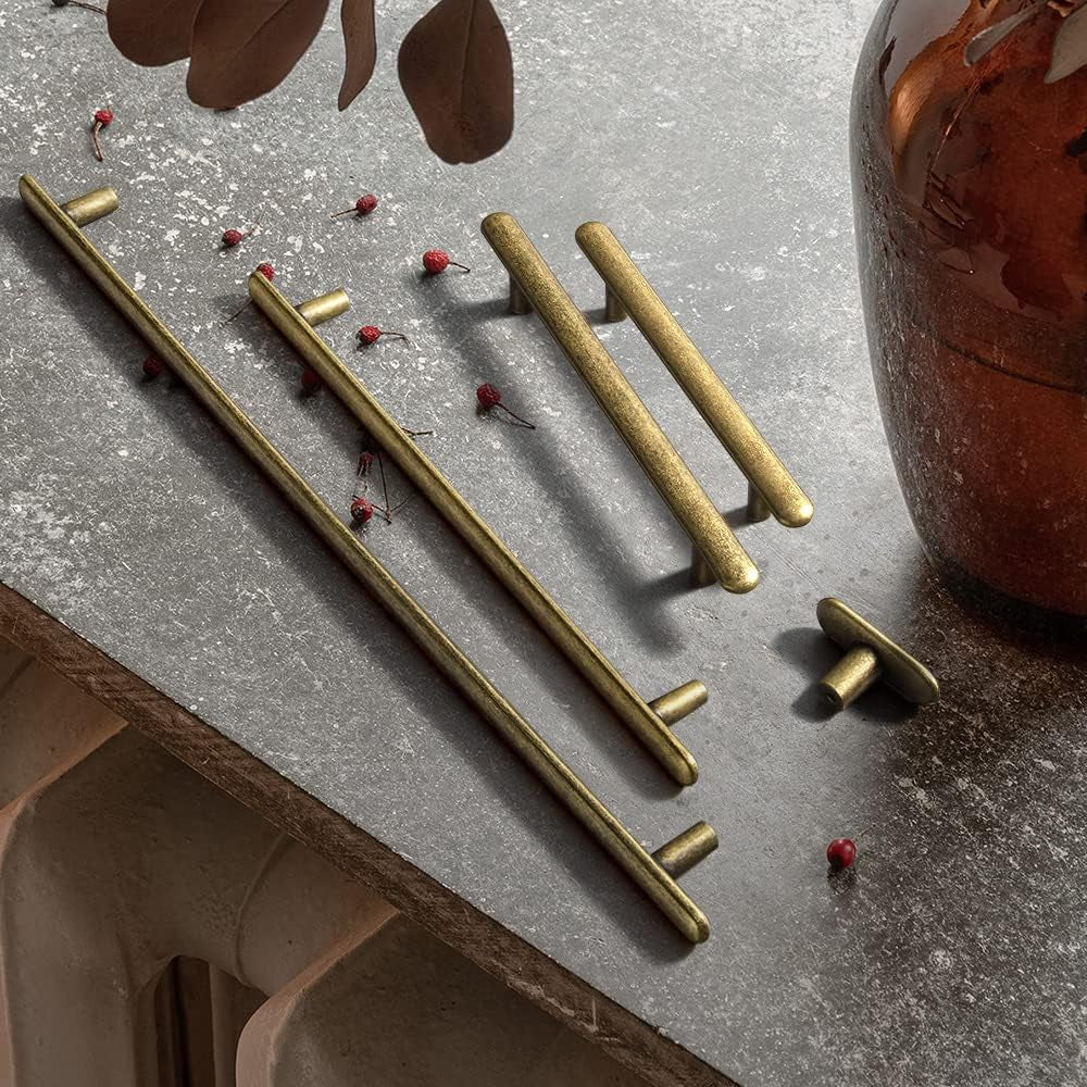 goo-ki-retro-antique-brass-zinc-alloy-cabinet-handles-12-6320mm-hole-center-affordable-luxury-cabinet-pull-hardware-for-bedroom-kitchen-6-pack-02-8108bb6d25531bcf424d58125eadce02.jpg