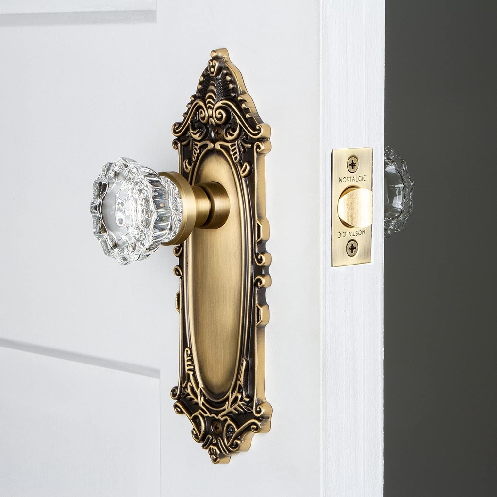 nostalgic-warehouse-702105-victorian-plate-interior-crystal-door-knob-passage-2-375-in-antique-brass-03-3d210aaf0eb66a672514d44d19a9aa05.jpg