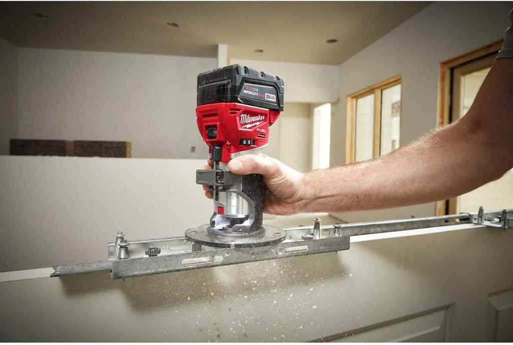 m18-fuel-compact-router-bare-tool-2723-20-09-014575a76b142db82f2186e67de7a00e.jpg