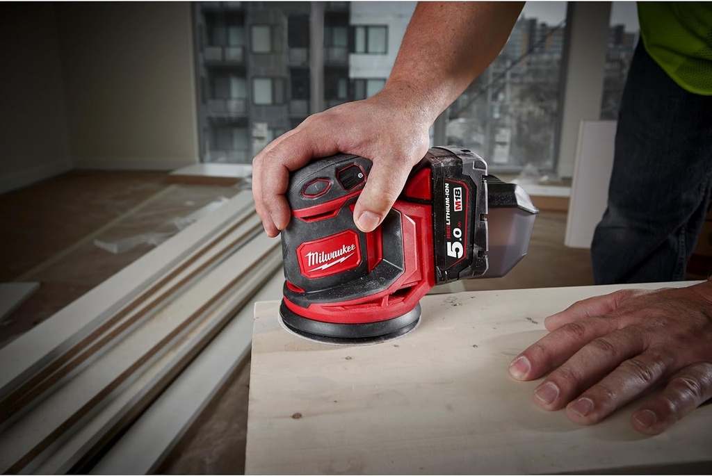 4933464229-m18bos125-502b-cordless-orbital-sander-m18-bos-125-18-v-2-x-5-0-ah-charger-in-tool-bag-06-99f2b030d0fef25ff13bef17c7a3f870.jpg