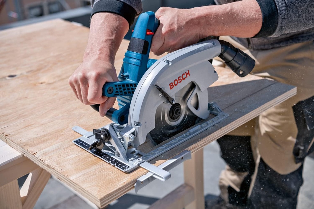 biturbo-cordless-circular-saw-gks-18v-70-l-left-blade-side-winder-saw-with-70-mm-cutting-depth-power-of-1-800-w-incl-1x-saw-blade-05-618804c1eb76bac609a6fd0b5cca4a11.jpg