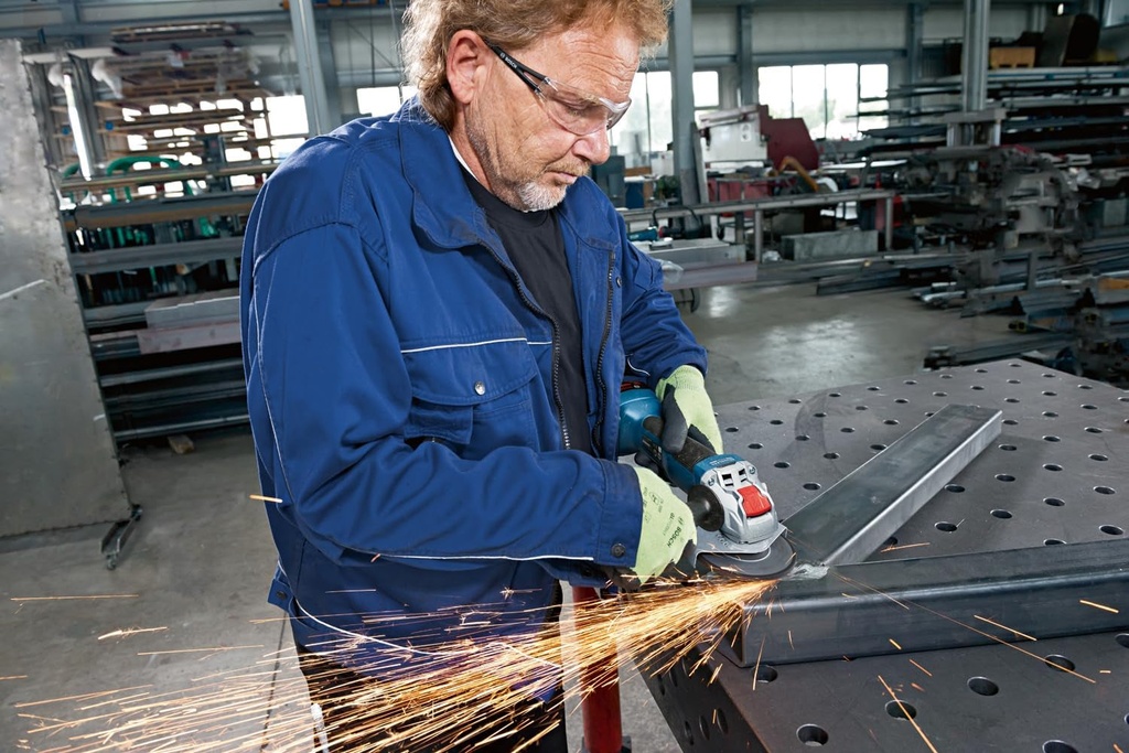 x-lock-cordless-angle-grinder-gwx-18v-10-p-brushless-motor-equal-power-to-a-1-000-w-corded-grinder-protection-switch-kickback-control-x-brake-in-l-boxx-04-eab71f96977f1bc0dfbfe3d7911e66b5.jpg