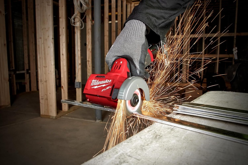 2522-20-m12-fuel-3-inch-compact-cut-off-tool-bare-tool-only-battery-and-charger-not-included-red-10-e8c6d216673e742da5ad23d083da1093.jpg