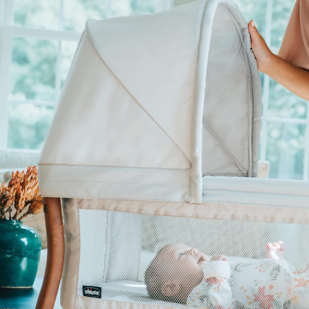 chicco-lullago®-anywhere-le-portable-bassinet-space-saving-baby-bassinet-with-canopy-waterproof-mattress-and-fitted-sheet-travel-bassinet-for-baby-includes-carry-bag-serene-beige-04-ce4893a788226622d32871e3277f7086.jpg