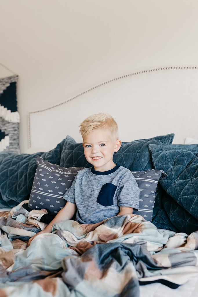 copper-pearl-jumbo-3-layer-baby-blanket-soft-baby-quilts-for-boys-and-girls-breathable-cozy-toddler-blanket-baby-quilt-for-newborns-46x46-premium-polyester-rayon-picasso-05-23dd8f4c72801daefae77f6b1580f29f.jpg