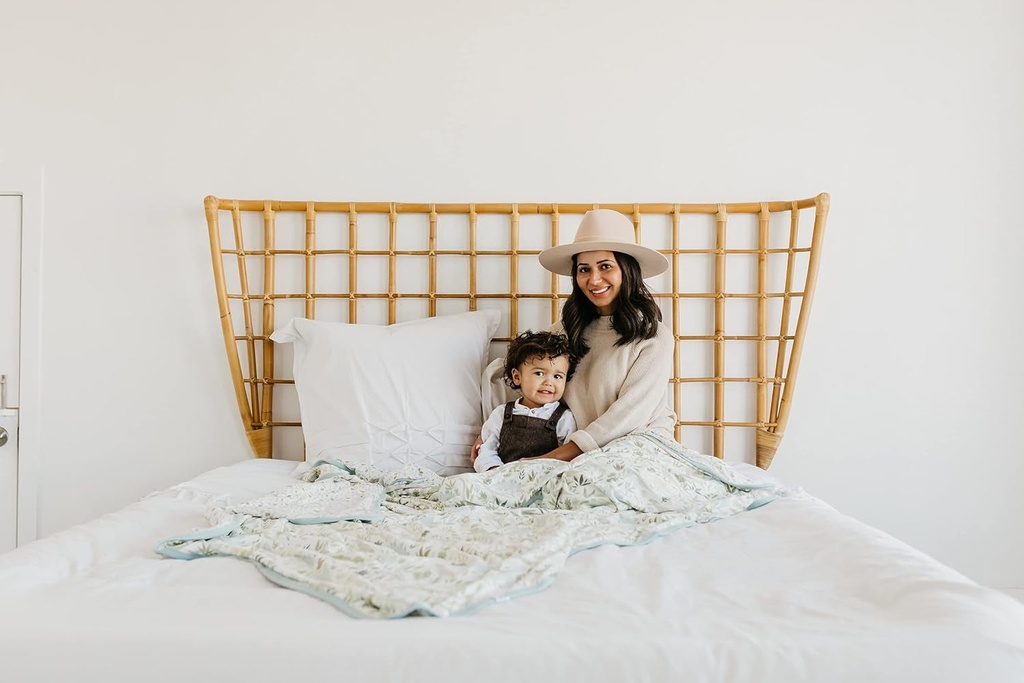 copper-pearl-jumbo-3-layer-baby-blanket-soft-baby-quilts-for-boys-and-girls-breathable-cozy-toddler-blanket-baby-quilt-for-newborns-46x46-premium-polyester-rayon-rex-08-4d5c7c244f1fcd00908067b58e5cc73e.jpg