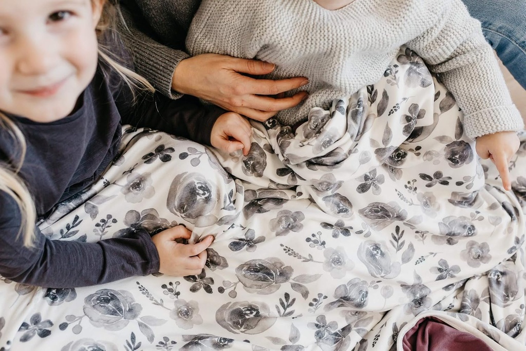 copper-pearl-jumbo-3-layer-baby-blanket-soft-baby-quilts-for-boys-and-girls-breathable-cozy-toddler-blanket-baby-quilt-for-newborns-46x46-premium-polyester-rayon-rowan-08-2c1194e3213c93229137a80c1064135b.jpg