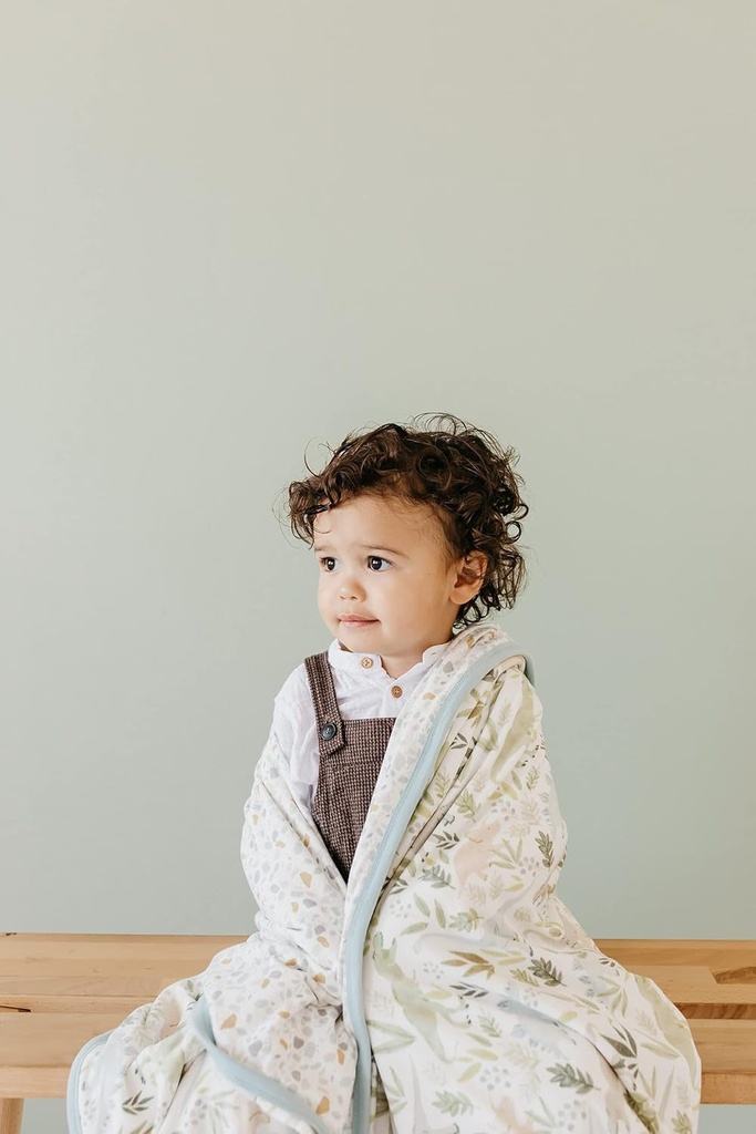 copper-pearl-three-layer-baby-blanket-soft-baby-quilts-for-boys-and-girls-breathable-cozy-toddler-blanket-baby-quilt-for-newborns-46x46-premium-polyester-rayon-rex-08-27e75fa3d9915f8c98ef2e20817e31ea.jpg