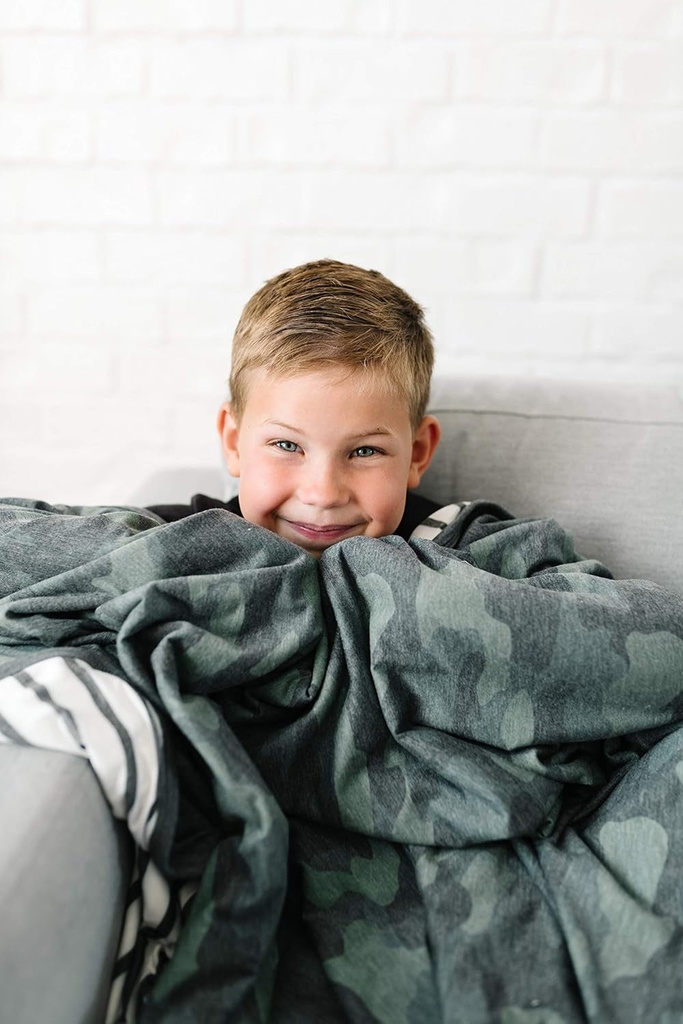 copper-pearl-jumbo-3-layer-baby-blanket-soft-baby-quilts-for-boys-and-girls-breathable-cozy-toddler-blanket-baby-quilt-for-newborns-46x46-premium-polyester-rayon-hunter-04-d1921159fc371fbd6231adaa7e8cfd29.jpg