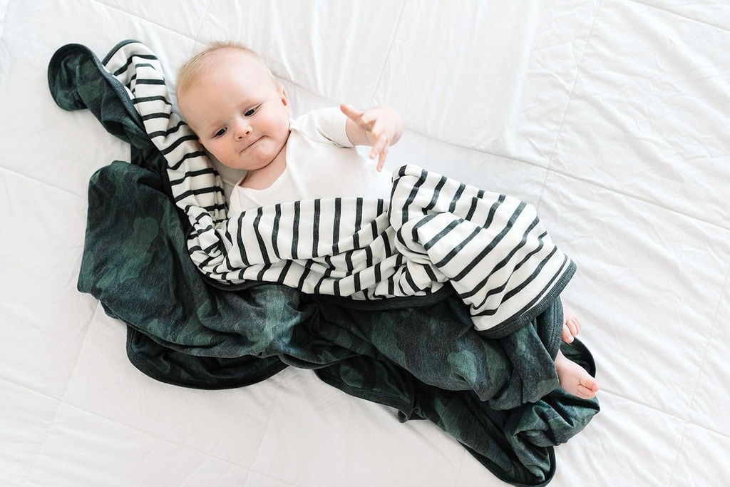 copper-pearl-three-layer-baby-blanket-soft-baby-quilts-for-boys-and-girls-breathable-cozy-toddler-blanket-baby-quilt-for-newborns-46x46-premium-polyester-rayon-hunter-04-cf97fb837440973de6c9e2fd9a2e4f60.jpg