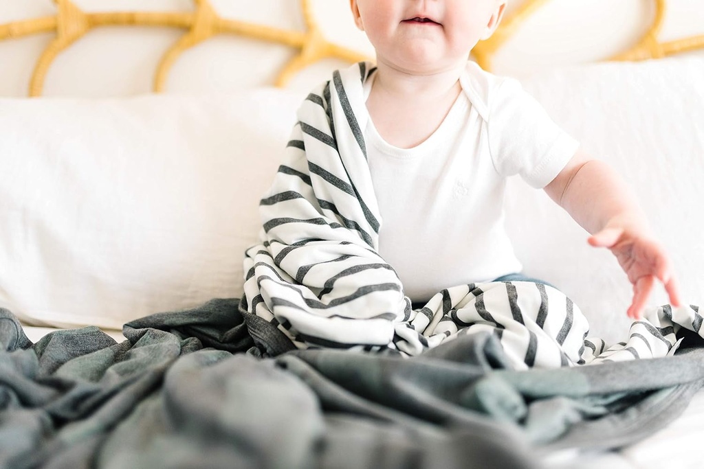 copper-pearl-three-layer-baby-blanket-soft-baby-quilts-for-boys-and-girls-breathable-cozy-toddler-blanket-baby-quilt-for-newborns-46x46-premium-polyester-rayon-hunter-08-05a4328afe514606d7da0677441695b0.jpg