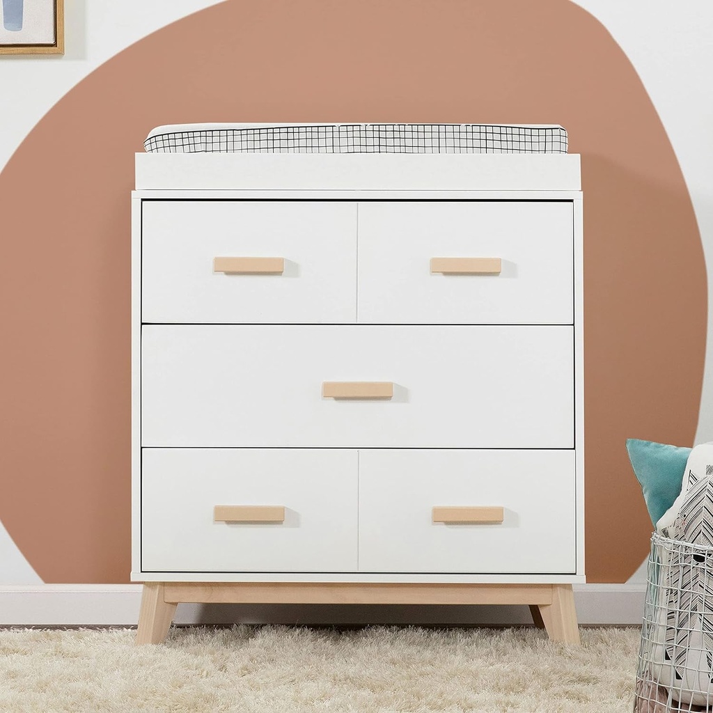 babyletto-scoot-3-drawer-changer-dresser-with-removable-changing-tray-in-white-and-washed-natural-greenguard-gold-certified-05-a9e7da5d88cfe619f8c3a55889f566bf.jpg