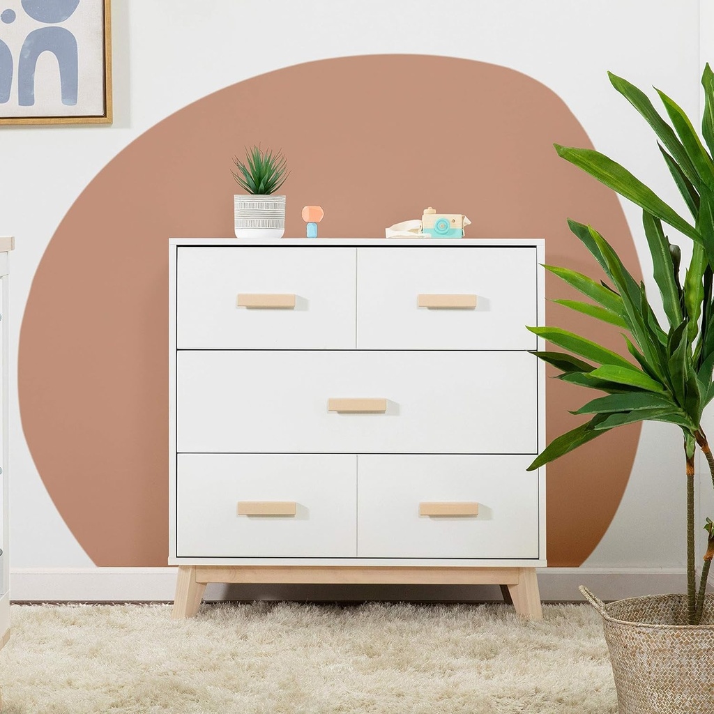 babyletto-scoot-3-drawer-changer-dresser-with-removable-changing-tray-in-white-and-washed-natural-greenguard-gold-certified-08-5be2e44c13c612b4793df101762046f8.jpg
