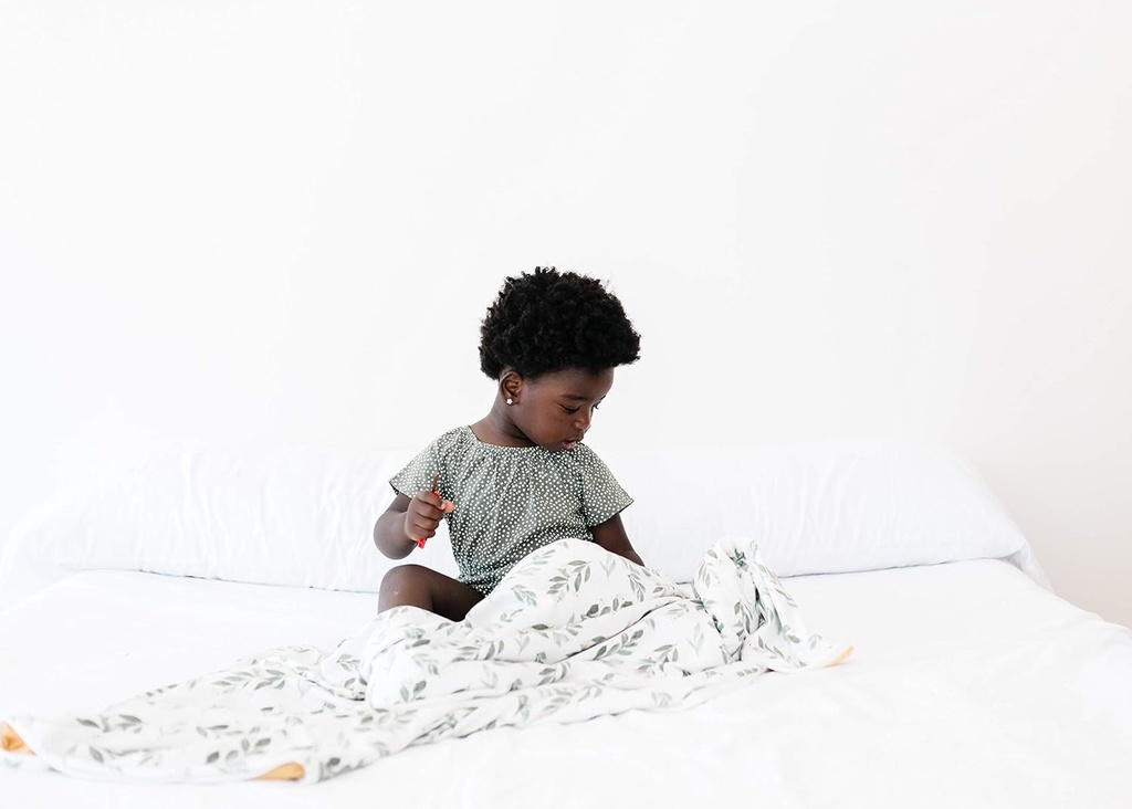 copper-pearl-three-layer-baby-blanket-soft-baby-quilts-for-boys-and-girls-breathable-cozy-toddler-blanket-baby-quilt-for-newborns-46x46-premium-polyester-rayon-fern-06-ae61f0535fad661a1fdac6e0a160452c.jpg