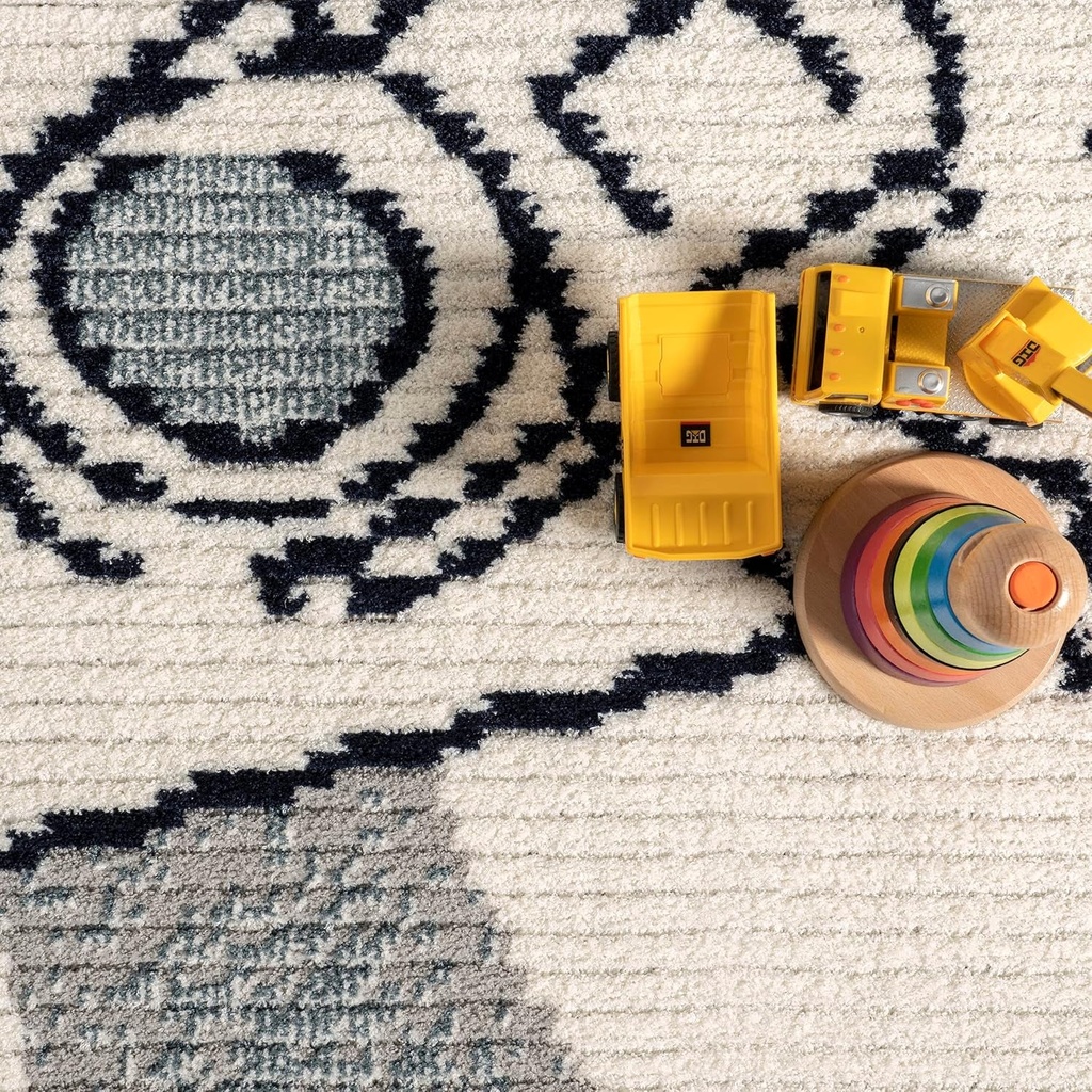 nuloom-caree-astronaut-kids-fringe-area-rug-5x8-beige-07-d29daed18d47c457df693c35f0ce905e.jpg
