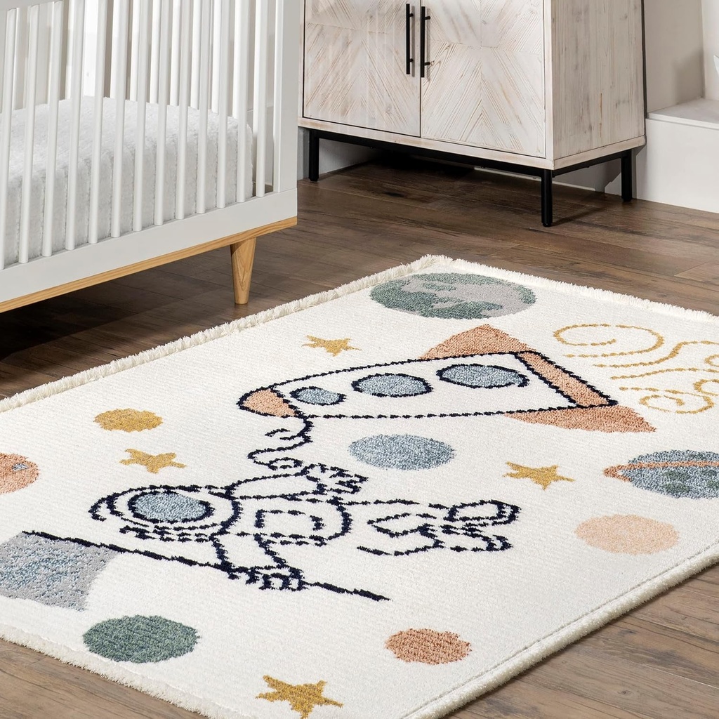 nuloom-caree-astronaut-kids-fringe-area-rug-5x8-beige-08-6ed8be016f71149d5757ddce371f9191.jpg