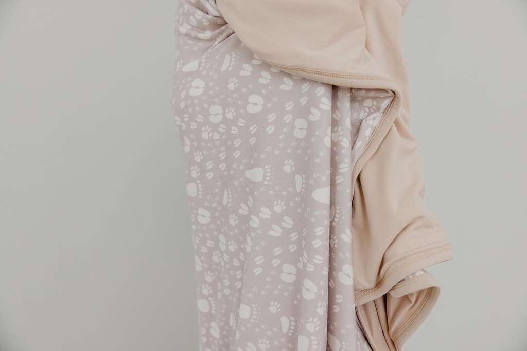 copper-pearl-jumbo-3-layer-baby-blanket-soft-baby-quilts-for-boys-and-girls-breathable-cozy-toddler-blanket-baby-quilt-for-newborns-46x46-premium-polyester-rayon-tracker-07-424ffaa5c8655edaac8c95a20f7c7c4b.jpg