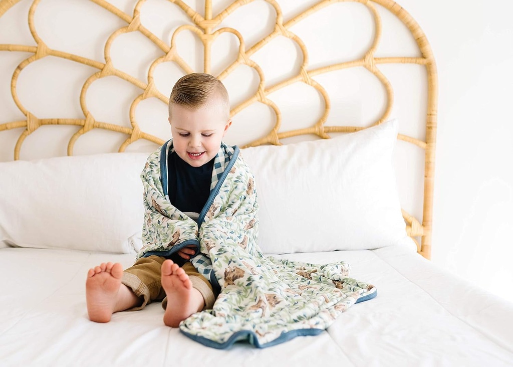 copper-pearl-three-layer-baby-blanket-soft-baby-quilts-for-boys-and-girls-breathable-cozy-toddler-blanket-baby-quilt-for-newborns-46x46-premium-polyester-rayon-bear-04-0350033eb62a30acb689bbfb986d2fd6.jpg