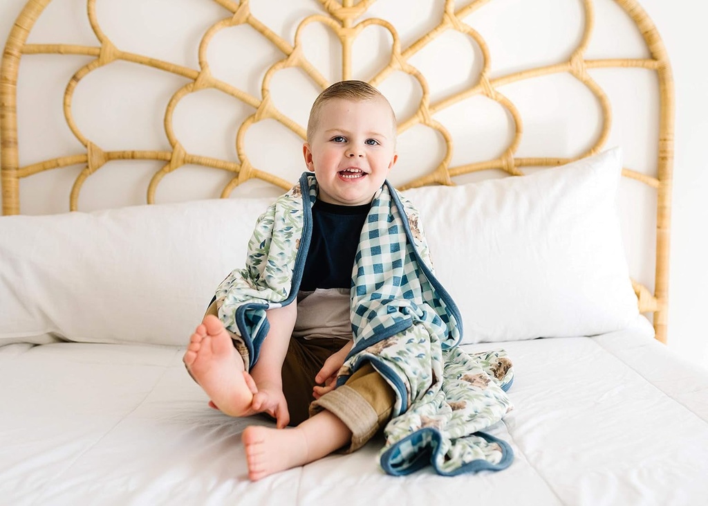 copper-pearl-three-layer-baby-blanket-soft-baby-quilts-for-boys-and-girls-breathable-cozy-toddler-blanket-baby-quilt-for-newborns-46x46-premium-polyester-rayon-bear-07-7e173a9f21c9a046edcd5702b29d78b7.jpg