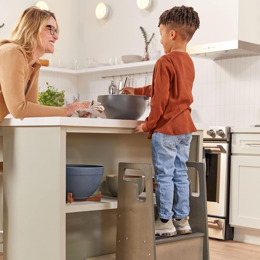 ecr4kids-reach-up-step-stool-with-handles-kids-furniture-grey-wash-08-f99de9c17c93306e49ceb7b0d1bbe02e.jpg