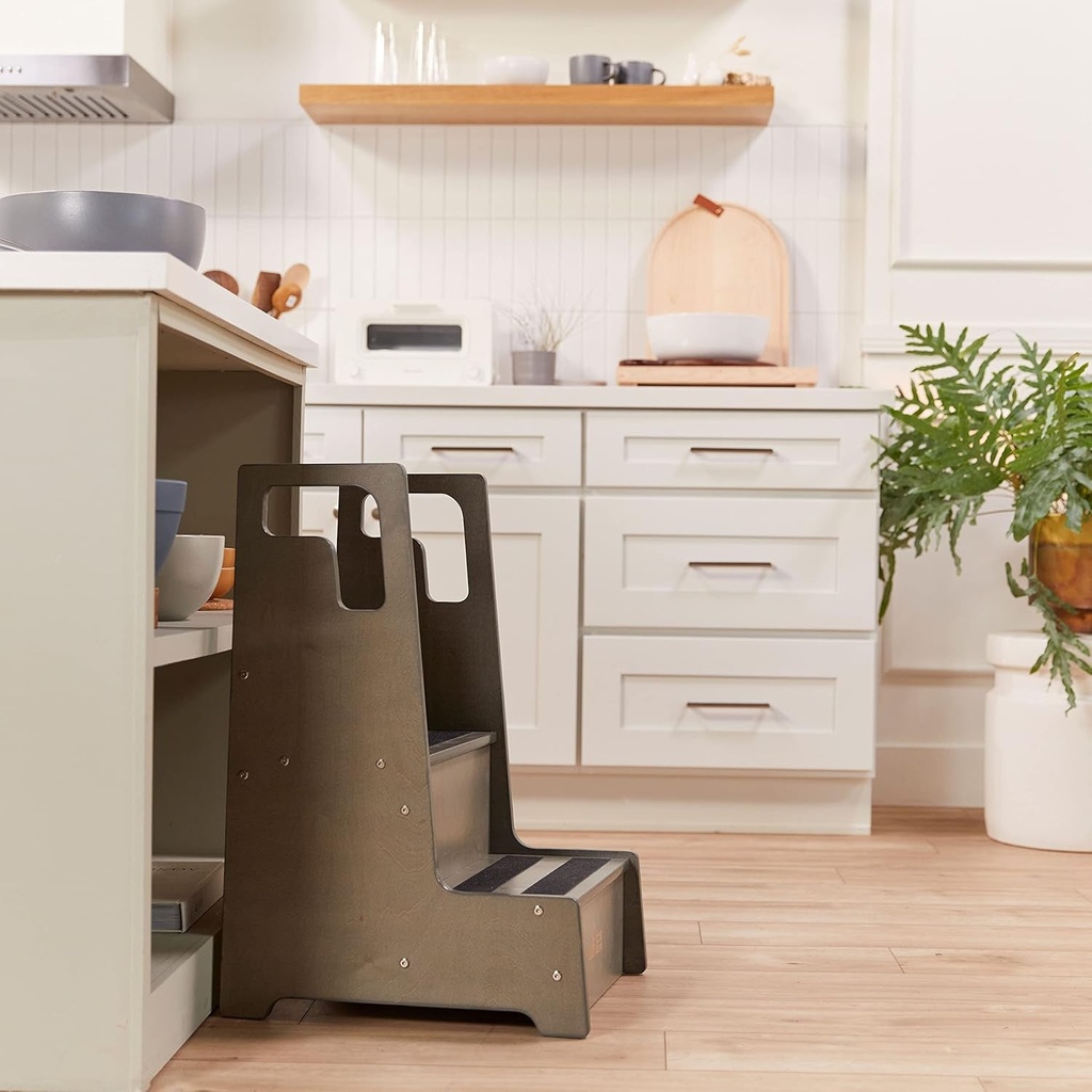 ecr4kids-reach-up-step-stool-with-handles-kids-furniture-grey-wash-09-a60f7e2e9197dfccd8439dbadea3c2cd.jpg